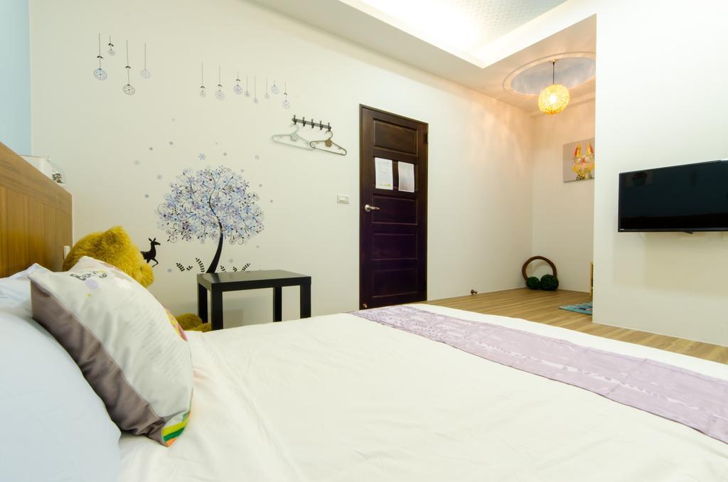Ferienwohnung Smile Castle Luodong Exterior foto
